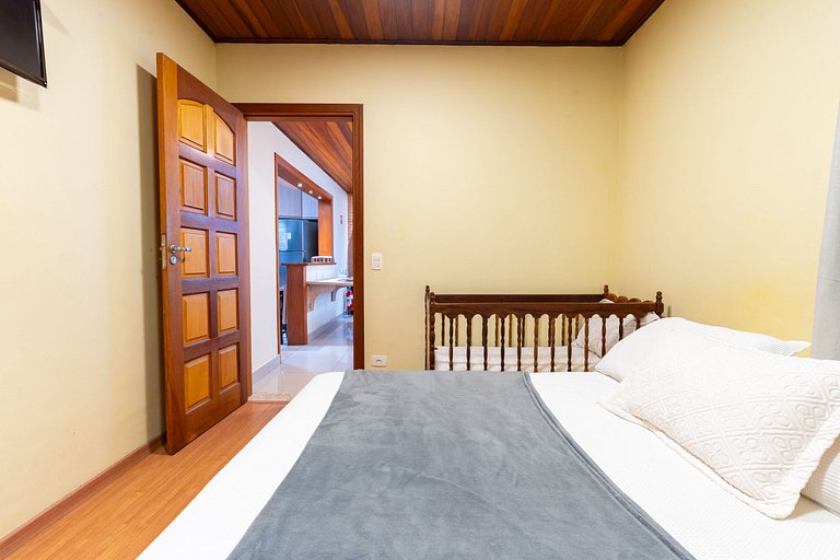 Casinha Cerejeira - Em frente ao Pq Cerejeira